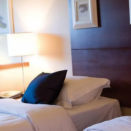 Hotel Aztec And 4*